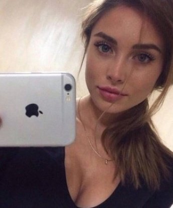 Я индивидуалка в Москве - креативная, нежная и опытная леди, готовая сделать твои фантазии реальностью. Люблю заботиться о мужчинах и удовлетворять их самые сокровенные желания. У меня есть множество возможностей, чтобы сделать нашу встречу незабываемой. Я открыта для экспериментов и всегда готова идти на встречу твоим потребностям. Мои отзывы подтверждают, что мои услуги на самом высоком уровне, и ты будешь оставаться доволен нашей встречей. Живу в Москве и готова пригласить тебя в свое уютное гнездышко. Посмотри мои фото, чтобы увидеть, насколько я прекрасна. Мы с тобой можем создать много приятных моментов вместе, так что не стесняйся и свяжись со мной прямо сейчас. 💋 Карина